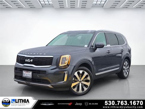 Used 2022 Kia Telluride EX w/ EX Premium Package image 1
