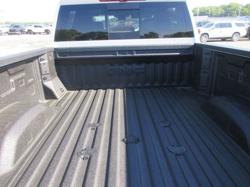 New 2026 GMC Sierra 2500 Denali Ultimate AWD/4WD image 7