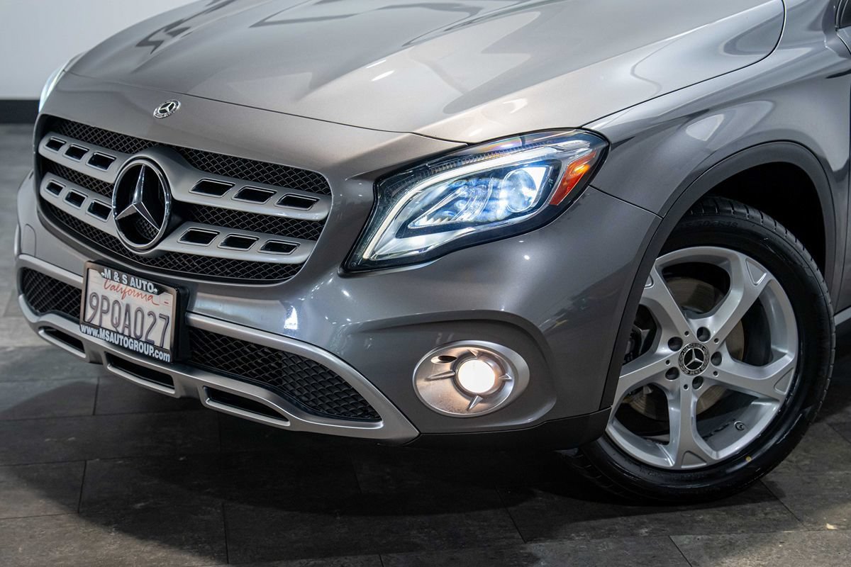 Used 2020 Mercedes-Benz GLA 250 4MATIC w/ Premium Package image 10