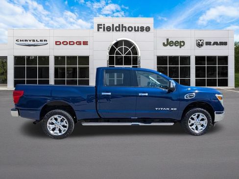 Used 2016 Nissan Titan SL AWD/4WD image 3