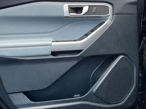 Used 2023 Ford Explorer XLT w/ Equipment Group 202A image 26