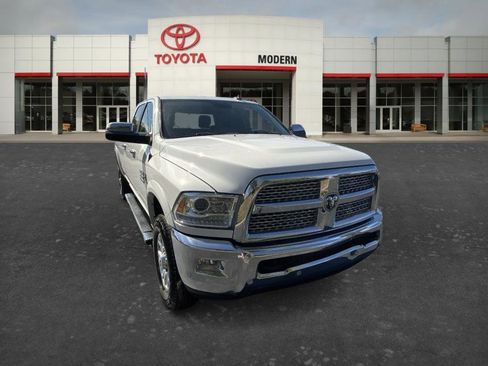 Used 2018 RAM 2500 Laramie AWD/4WD image 3