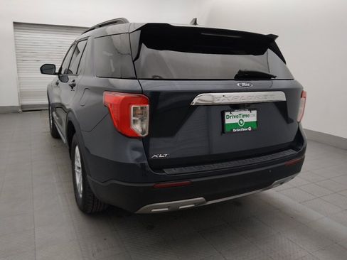 Used 2022 Ford Explorer XLT w/ Equipment Group 202A RWD image 5