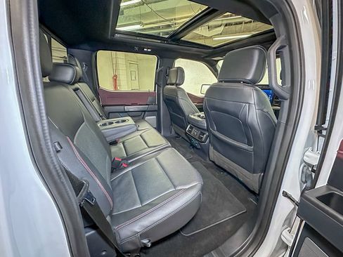 Certified 2022 Ford F150 Lariat w/ Equipment Group 502A High image 32