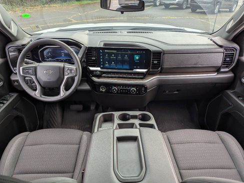 Used 2022 Chevrolet Silverado 1500 RST w/ Z71 Off-Road Package AWD/4WD image 23
