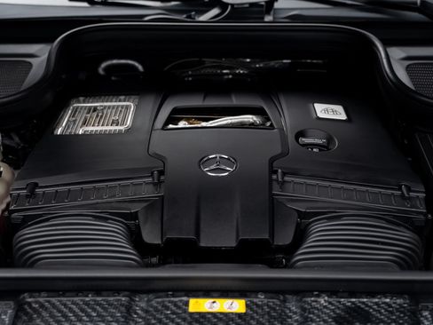 Used 2024 Mercedes-Benz Maybach GLS 600 4MATIC image 81