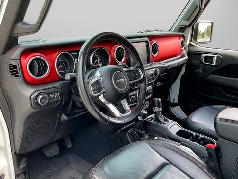 Certified 2018 Jeep Wrangler Unlimited Rubicon AWD/4WD image 19