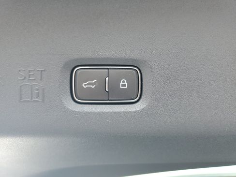New 2027 Lincoln Navigator Reserve AWD/4WD image 35