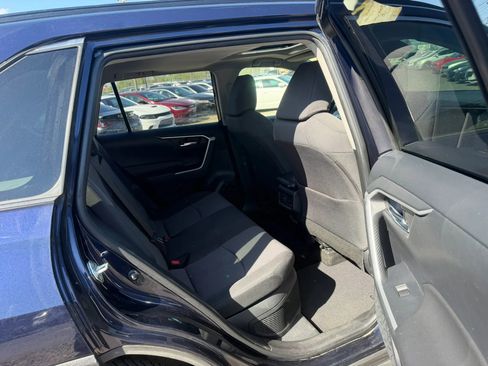 Used 2019 Toyota RAV4 XLE w/ Convenience Package AWD/4WD image 28