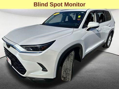 Certified 2026 Toyota Grand Highlander XLE image 6