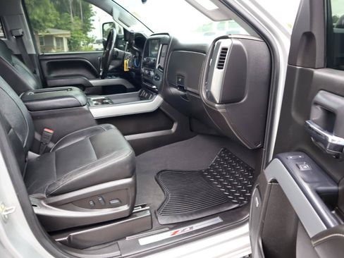 Used 2019 Chevrolet Silverado 2500 LTZ w/ Duramax Plus Package AWD/4WD image 16