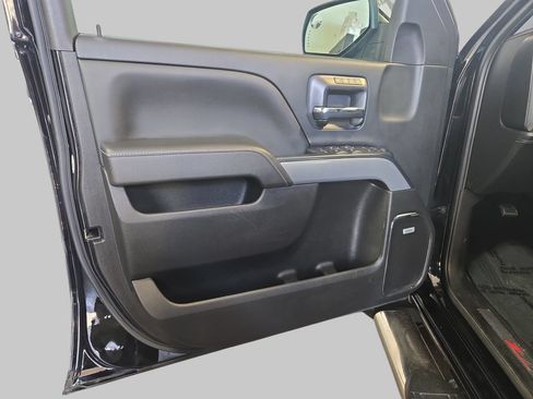 Used 2017 Chevrolet Silverado 1500 LTZ Z71 w/ LTZ Plus Package AWD/4WD image 29