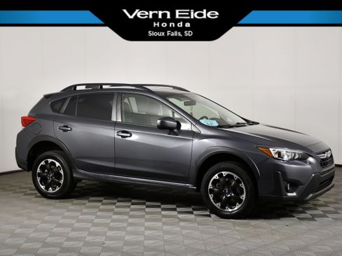 Used 2021 Subaru Crosstrek 2.0i Premium AWD/4WD image 1