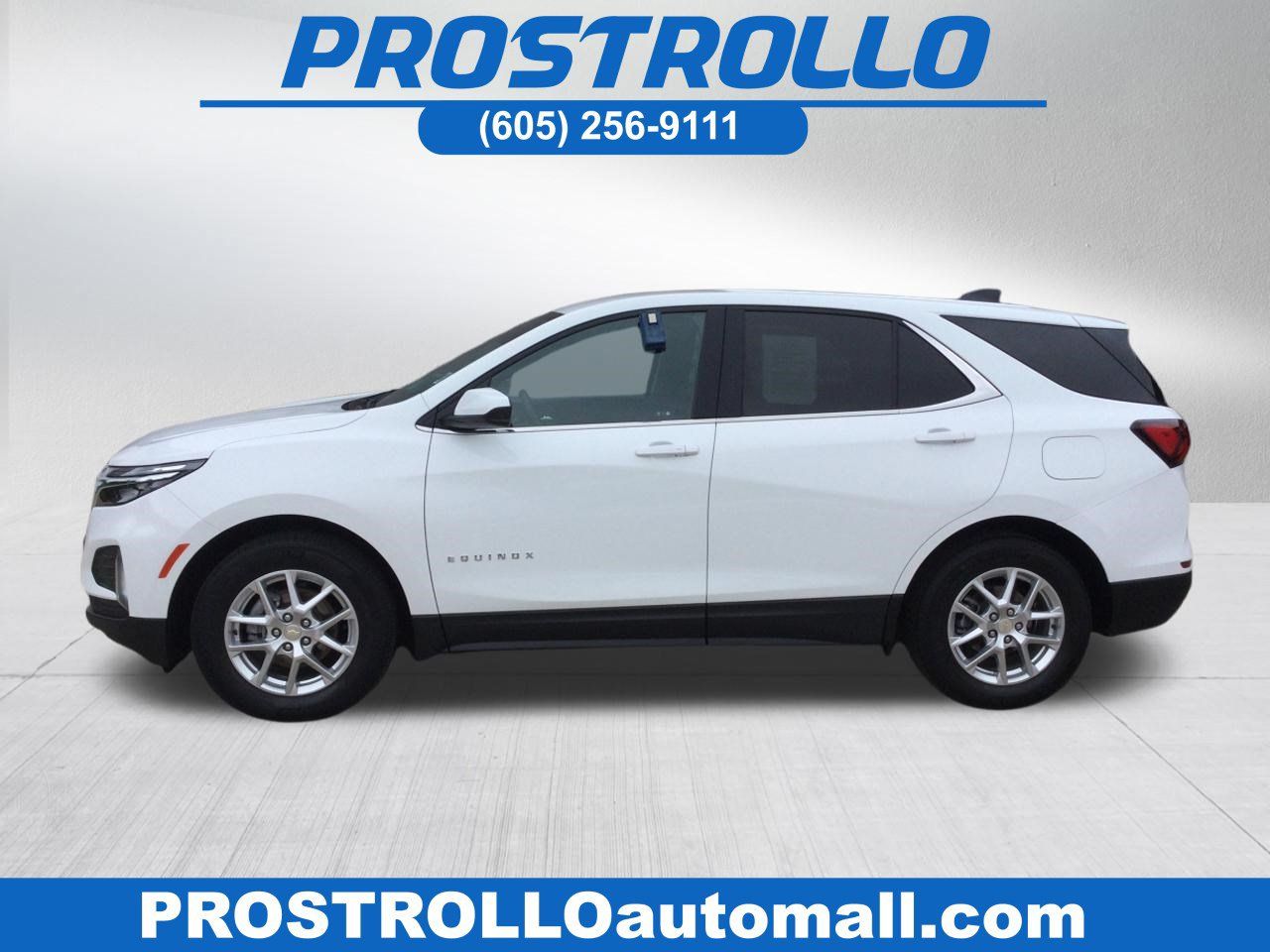 Used 2024 Chevrolet Equinox LT FWD image 1