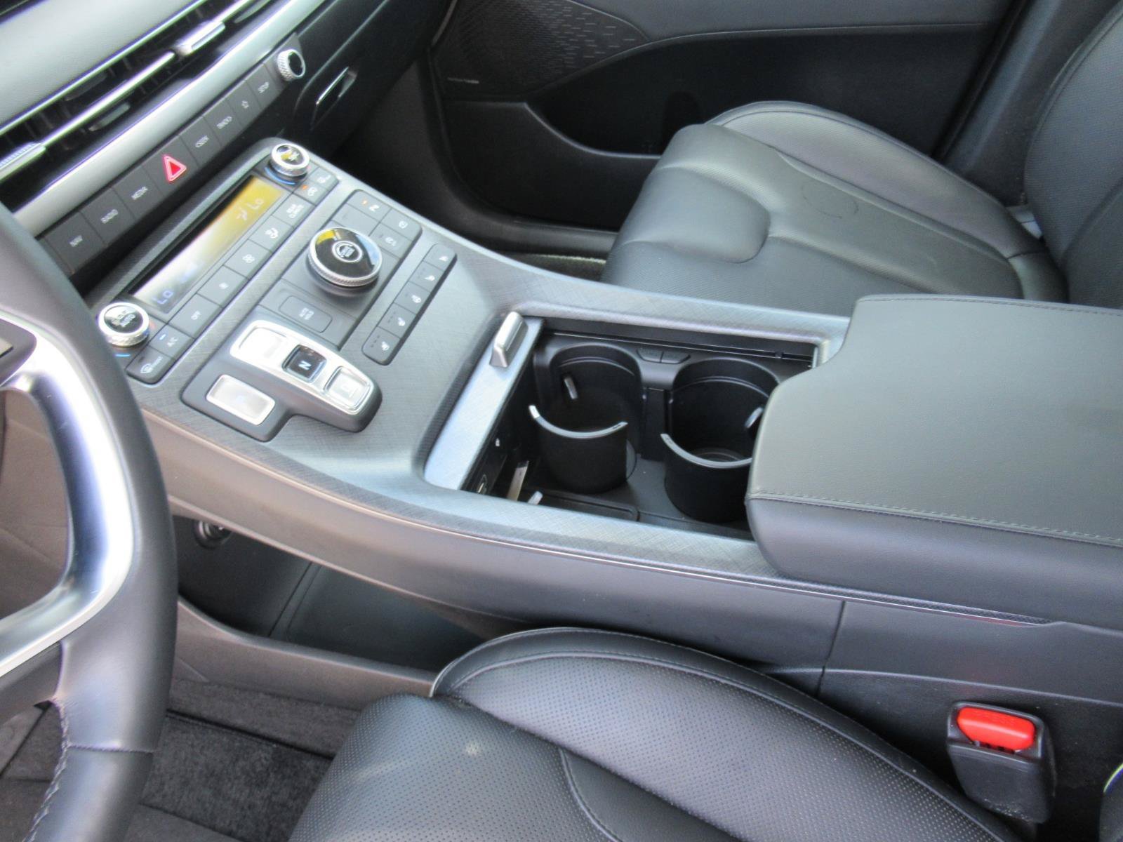 Used 2023 Hyundai Palisade Limited FWD image 18