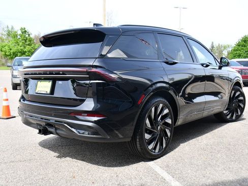 New 2026 Lincoln Nautilus Reserve w/ Jet Appearance Package AWD/4WD image 6