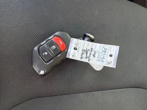 Used 2023 Jeep Wrangler Sport S image 6