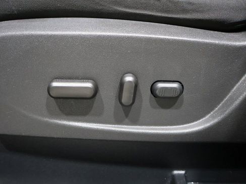 Used 2017 Ford Escape SE image 12