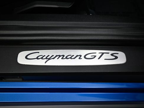 Used 2015 Porsche Cayman GTS image 12