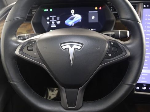 Used 2019 Tesla Model X 75D image 44