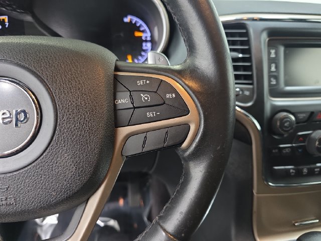 Used 2016 Jeep Grand Cherokee Laredo w/ Quick Order Package 23E AWD/4WD image 18