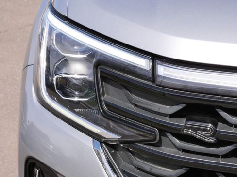 Used 2024 Volkswagen Atlas Cross Sport SEL Premium R-Line AWD/4WD image 16