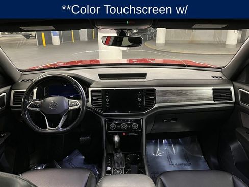 Certified 2022 Volkswagen Atlas Cross Sport SE w/ Panoramic Sunroof Package AWD/4WD image 7