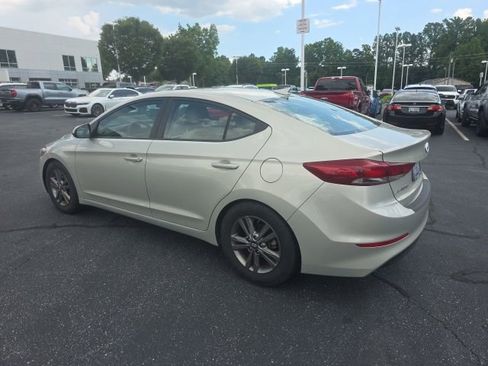 Used 2018 Hyundai Elantra SEL FWD image 7