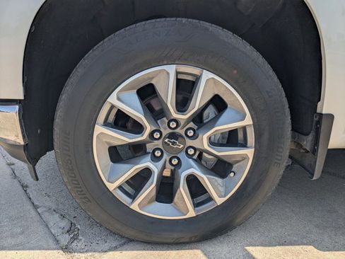 Used 2020 Chevrolet Silverado 1500 LT w/ Texas Edition RWD image 23