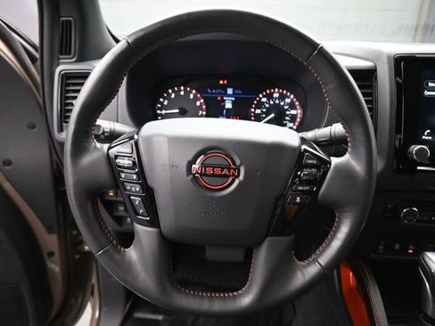 Used 2023 Nissan Frontier PRO-4X w/ Pro Convenience Package AWD/4WD image 30