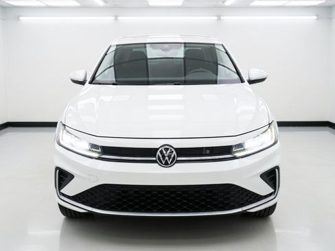 Used 2025 Volkswagen Jetta S FWD image 2
