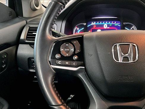 Used 2020 Honda Pilot Touring image 17