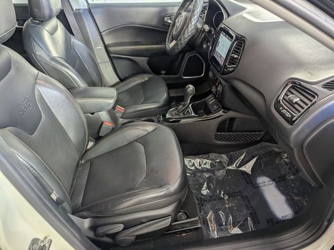 Certified 2018 Jeep Compass Limited w/ Navigation Group image 33