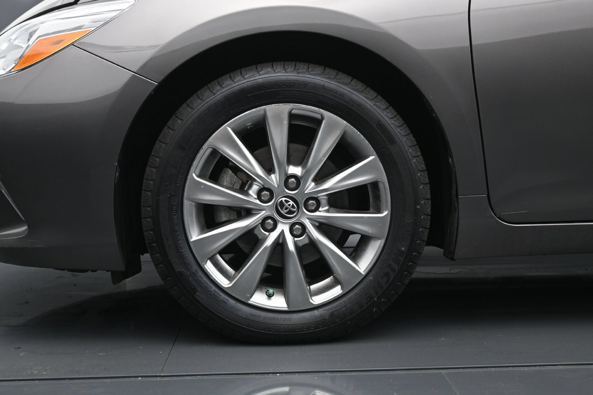 Used 2015 Toyota Camry XLE FWD image 24