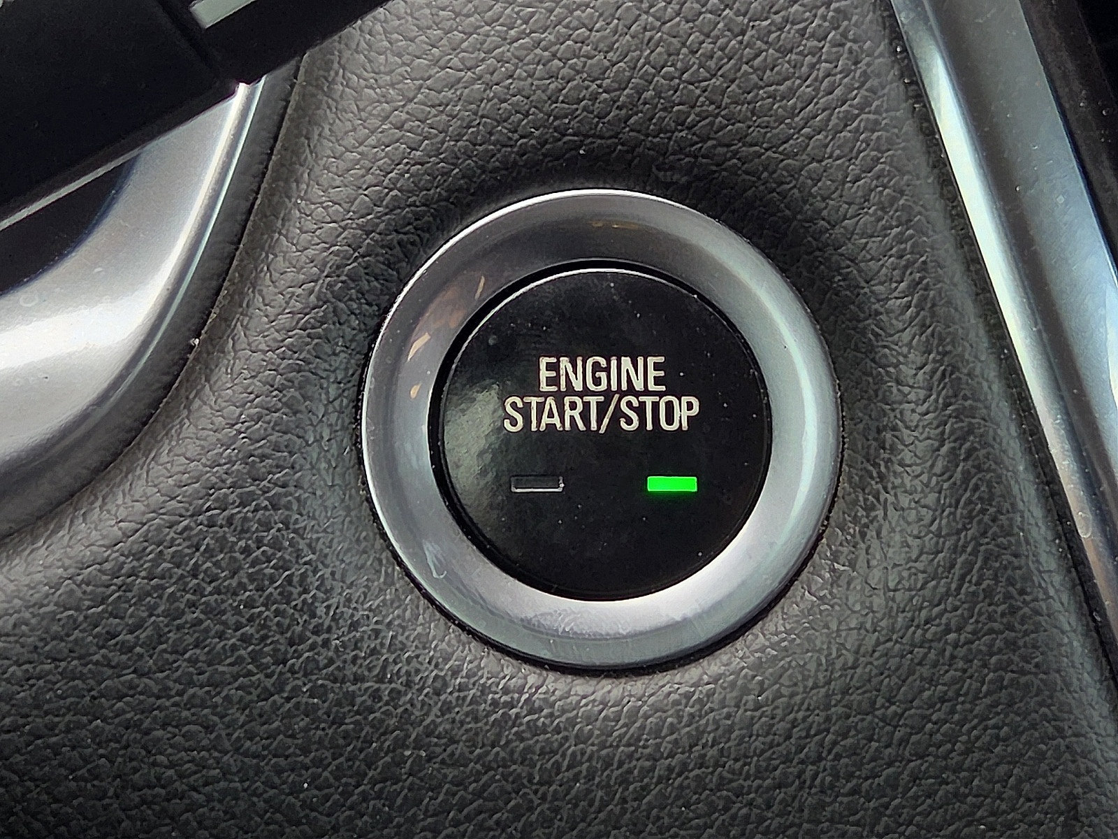 Certified 2020 Chevrolet Traverse LT AWD/4WD image 21