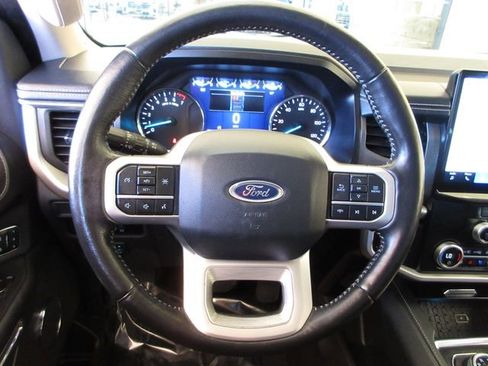 Certified 2024 Ford Expedition Max XLT image 14