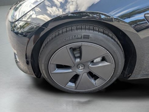 Used 2023 Tesla Model 3 Standard Range image 36