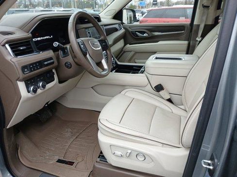 Used 2024 GMC Yukon Denali w/ Max Trailering Package image 4