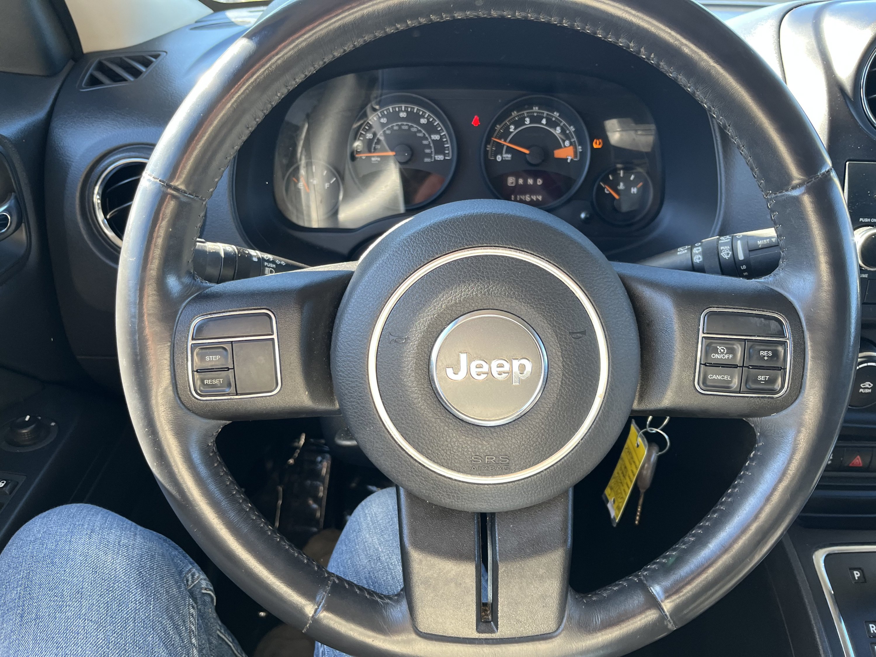 Used 2016 Jeep Patriot Latitude FWD image 10