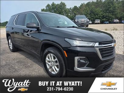 Used 2022 Chevrolet Traverse LS