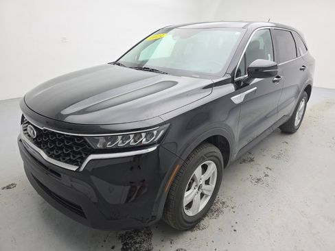 Used 2021 Kia Sorento LX AWD/4WD image 4