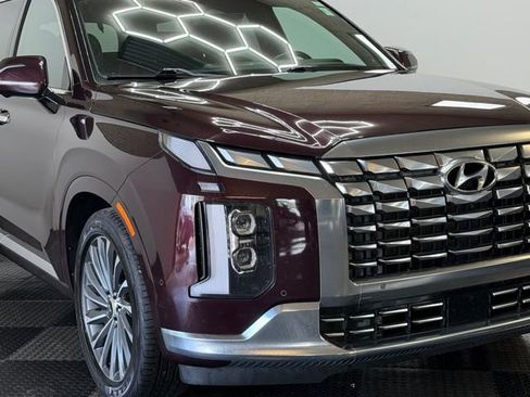 Used 2023 Hyundai Palisade Calligraphy w/ Cargo Package AWD/4WD image 2