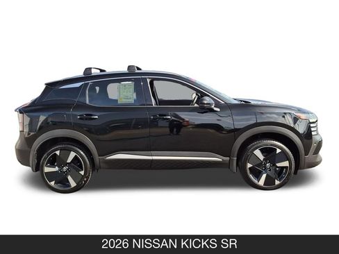 Used 2026 Nissan Kicks SR FWD image 5