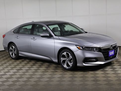 Used 2020 Honda Accord EX image 44