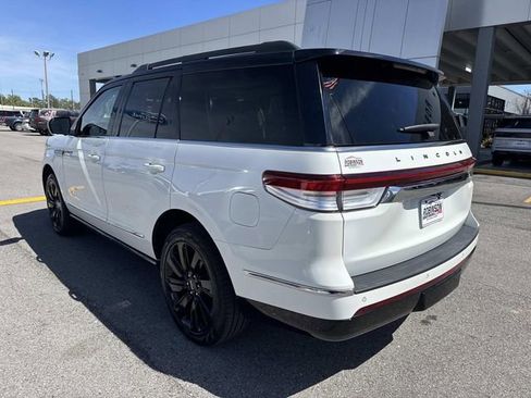 Certified 2023 Lincoln Navigator Black Label image 7