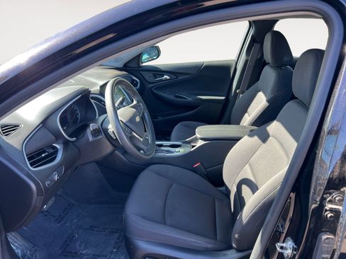 Used 2023 Chevrolet Malibu LT FWD image 9