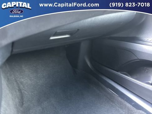 Used 2025 Toyota Camry LE FWD image 27