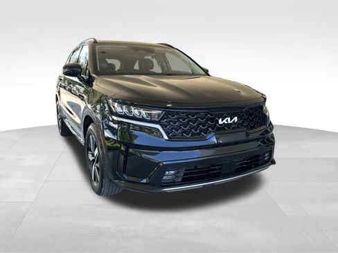 Used 2022 Kia Sorento EX FWD image 2