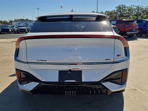 New 2025 Kia EV6 GT image 7