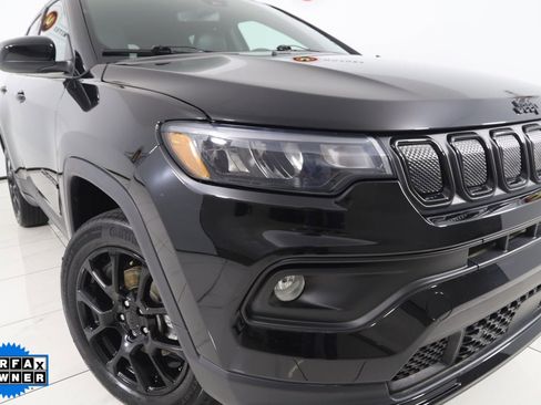 Used 2022 Jeep Compass Altitude w/ Convenience Group image 14